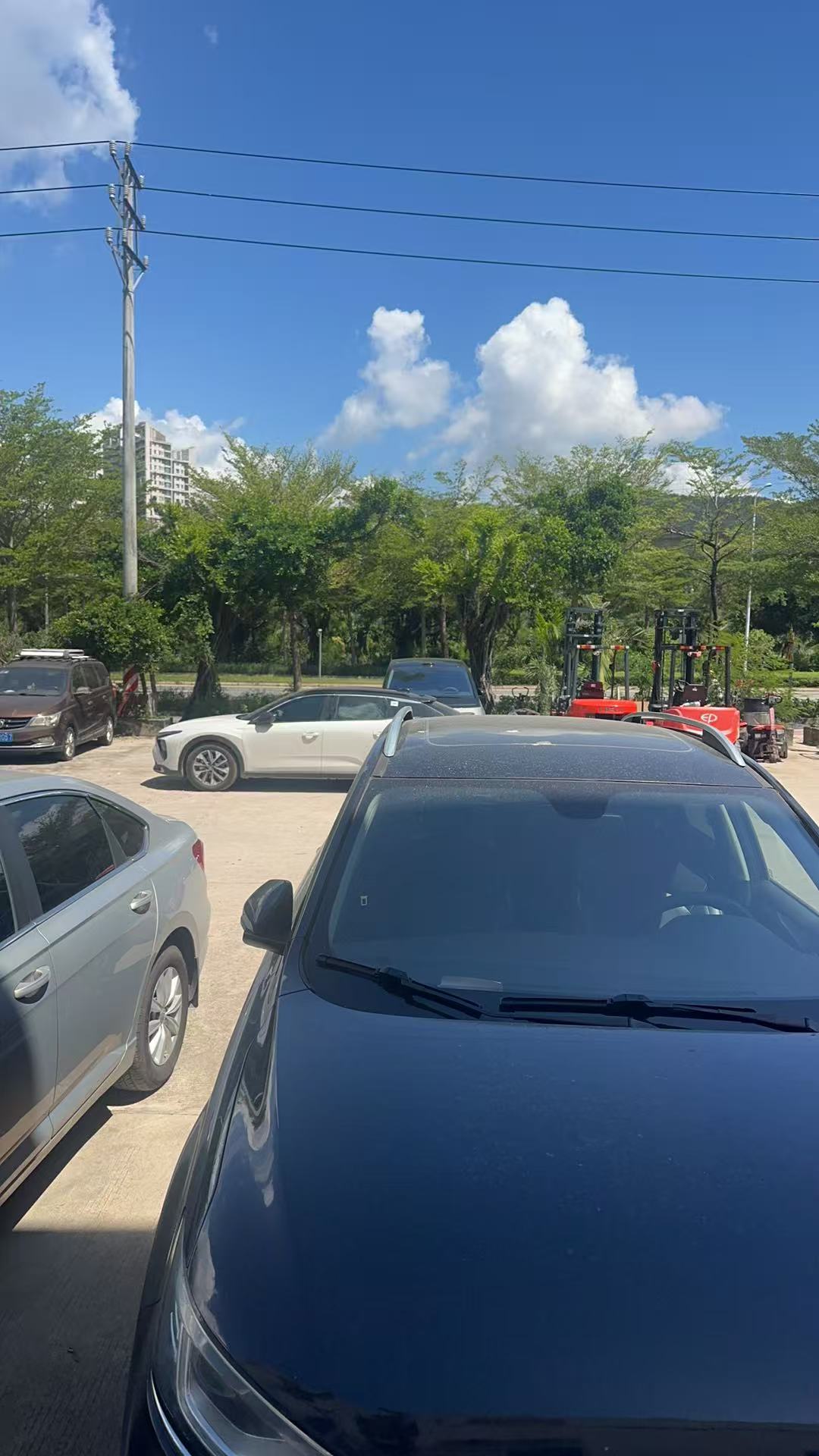 昆明到六盘水汽车托运：张先生的标致轿车顺利送达案例
